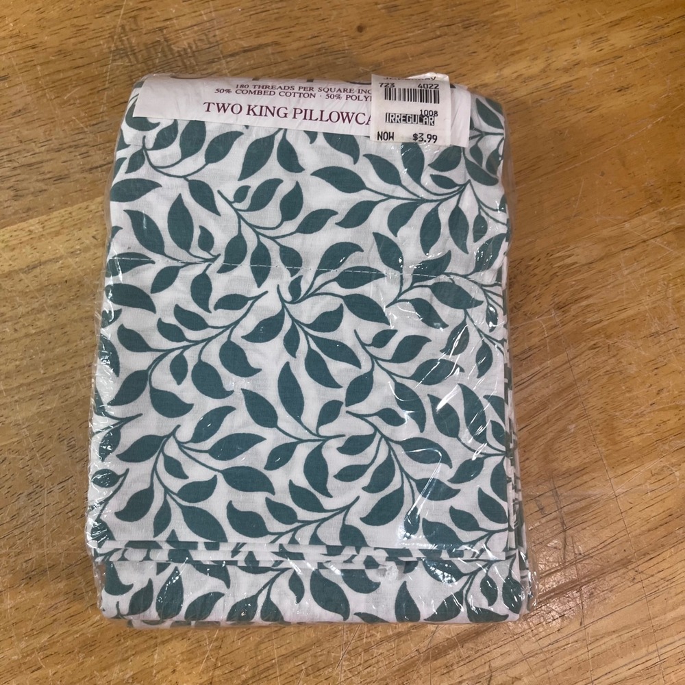 Vtg Utica King Pillowcase Set 2pc Green White Leaf Print Cotton Blend Made USA